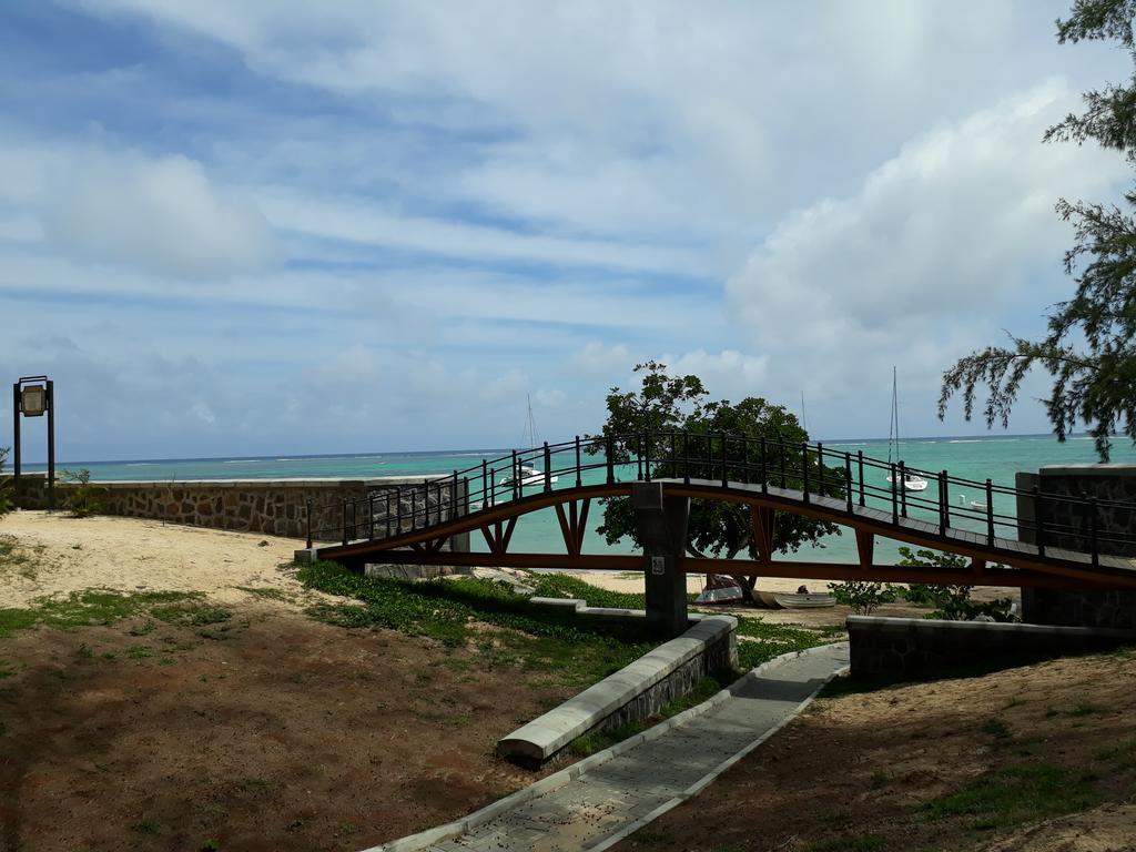 Allamanda Apartments - 100M Bain Boeuf Beach Exterior foto