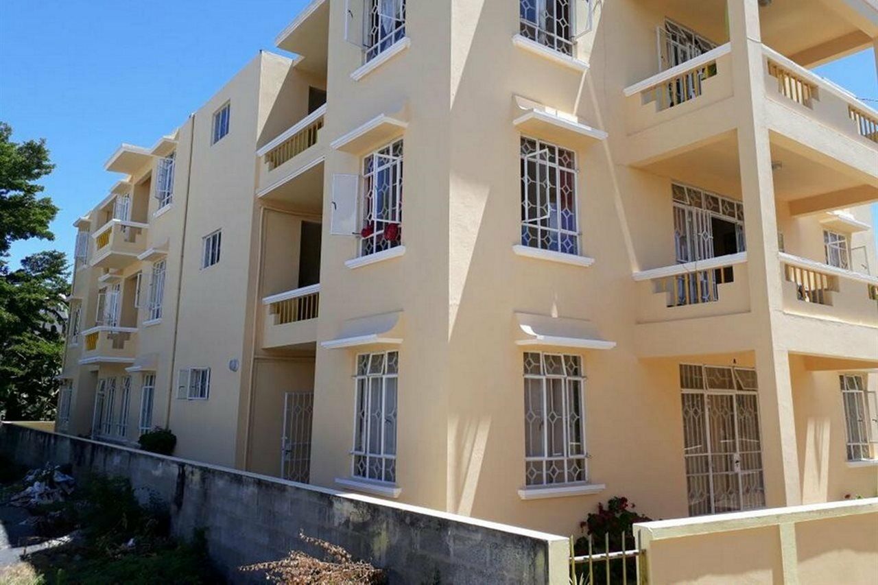 Allamanda Apartments - 100M Bain Boeuf Beach Exterior foto